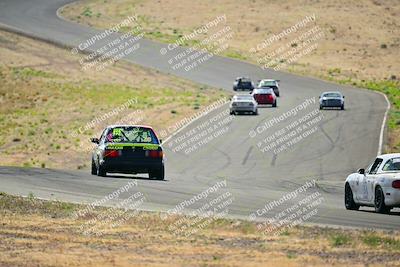 media/May-04-2025-Lucky Dog Racing (Sun) [[21629467aa]]/Turn 6 (910-930am)/